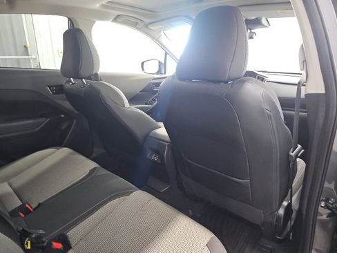 Used 2024 Subaru Crosstrek 2.0i Premium image 14