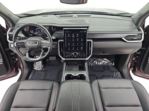Used 2024 GMC Acadia Elevation FWD image 11