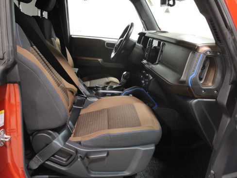 Used 2022 Ford Bronco Outer Banks image 18