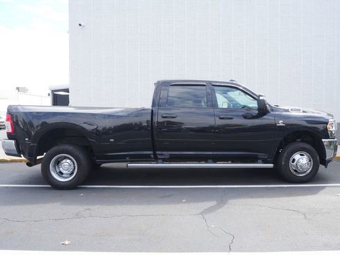 Used 2023 RAM 3500 Tradesman image 2