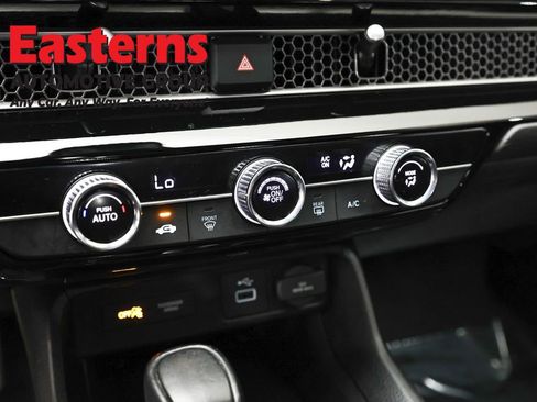 Used 2023 Honda Civic Sport image 19