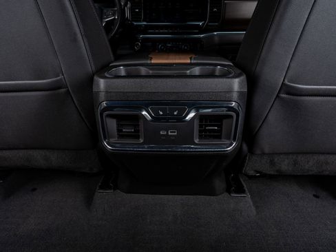 Used 2024 Chevrolet Silverado 3500 High Country w/ Technology Package AWD/4WD image 31