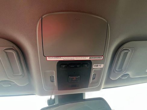 Used 2021 Toyota Camry XLE image 33