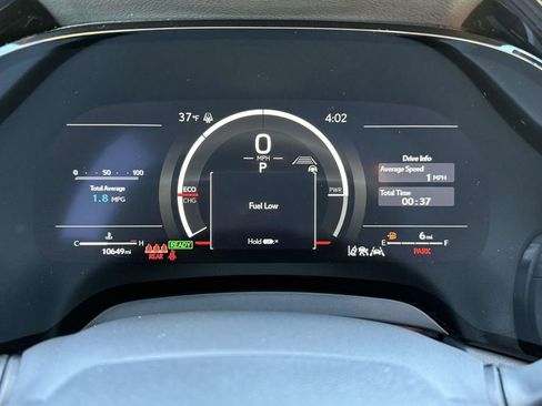 Used 2025 Lexus RX 500h F Sport image 28