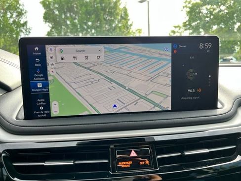 Used 2025 Acura MDX FWD w/ Technology Package image 11