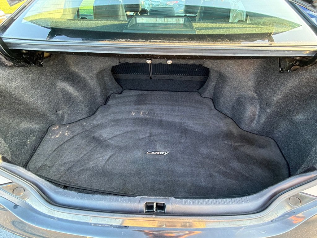 Used 2014 Toyota Camry SE FWD image 33