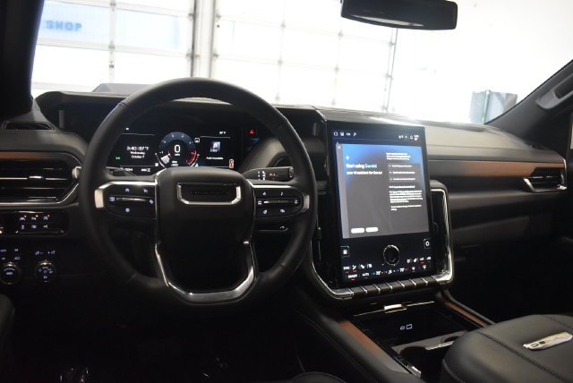 Used 2026 GMC Yukon Denali w/ Sun & Power Step Package AWD/4WD image 23