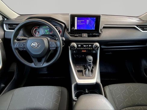 Certified 2025 Toyota RAV4 XLE FWD image 7
