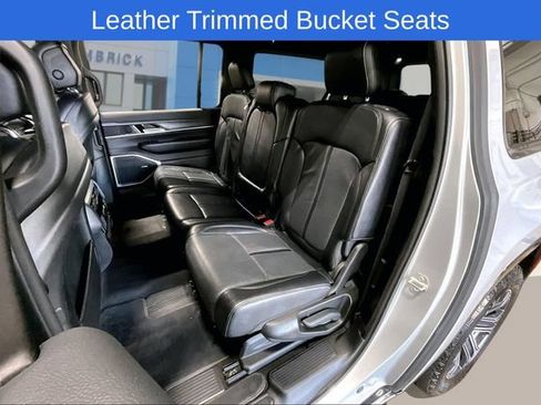 Used 2024 Jeep Wagoneer L Series II w/ Flexible Seating Group AWD/4WD image 22