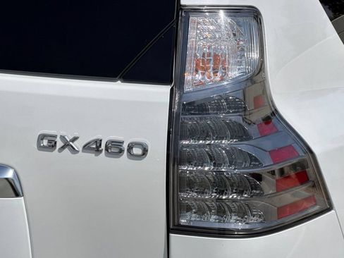 Used 2022 Lexus GX 460 Premium w/ Premium Plus Package AWD/4WD image 36
