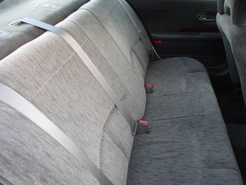 Used 2005 Buick Le Sabre Custom image 23