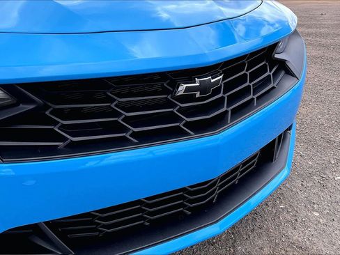 Used 2023 Chevrolet Camaro LT image 29