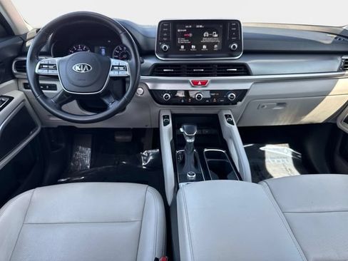 Used 2020 Kia Telluride S FWD image 15