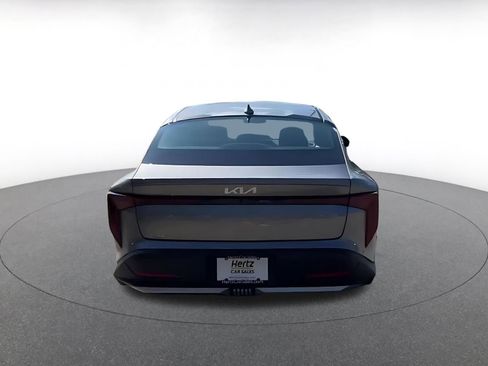 Used 2025 Kia K4 LXS image 11