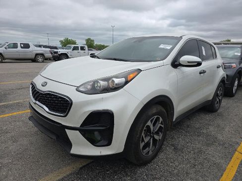Used 2021 Kia Sportage LX w/ LX Fwd Popular Package image 11