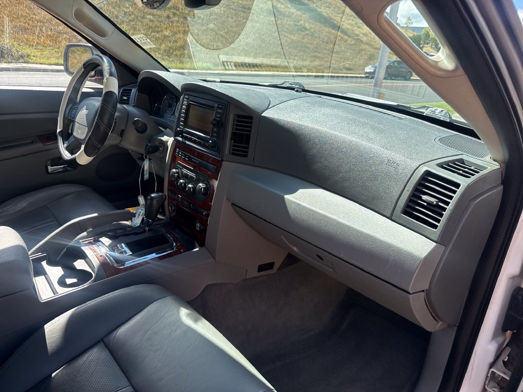 Used 2005 Jeep Grand Cherokee Limited AWD/4WD image 28