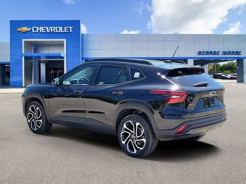 New 2026 Chevrolet Trax RS w/ Driver Confidence Package FWD image 3
