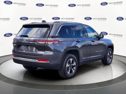 Used 2023 Jeep Grand Cherokee 4WD 4xe image 5