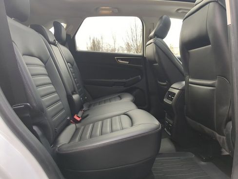 Used 2020 Ford Edge SEL w/ Convenience Package image 24