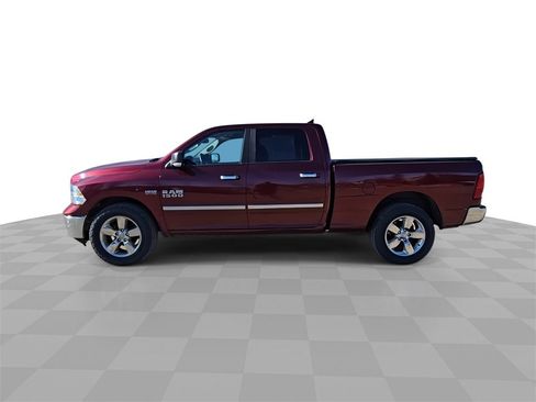 Used 2017 RAM 1500 Big Horn image 5