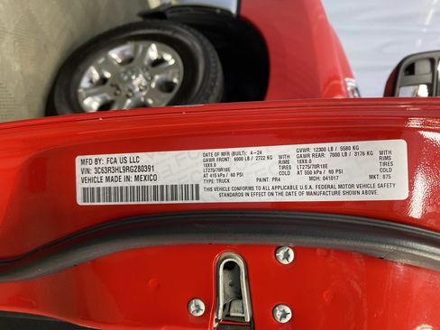 Certified 2024 RAM 3500 Big Horn image 4