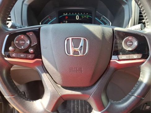 Used 2018 Honda Odyssey Touring image 14