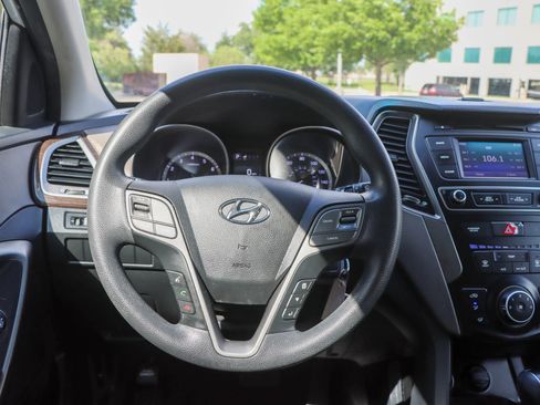 Used 2017 Hyundai Santa Fe Sport FWD image 26