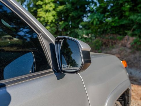 Used 2021 Toyota 4Runner SR5 RWD image 12
