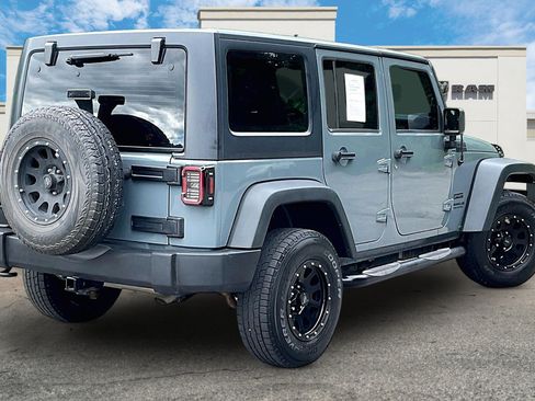Used 2014 Jeep Wrangler Unlimited Sport AWD/4WD image 2