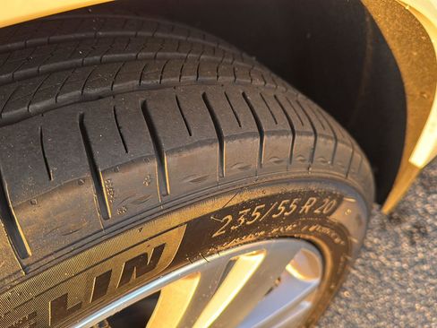 Used 2025 Cadillac XT5 Premium Luxury image 36