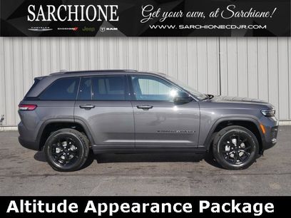 Used 2024 Jeep Grand Cherokee Altitude