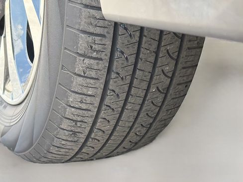 Used 2020 Subaru Outback Limited image 40