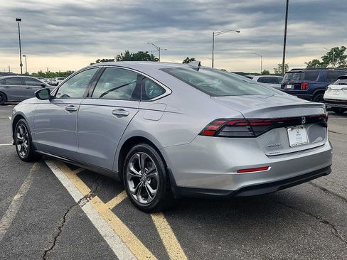 Certified 2023 Honda Accord EX image 4