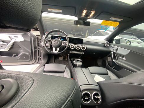 Used 2021 Mercedes-Benz CLA 250 image 12