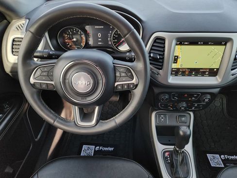 Used 2021 Jeep Compass Latitude w/ Sun and Sound Group FWD image 27