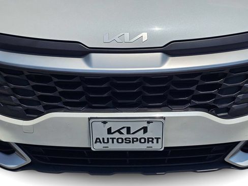 Certified 2024 Kia Sportage LX FWD image 3