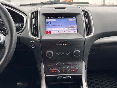Used 2019 Ford Edge SEL w/ Equipment Group 201A image 32