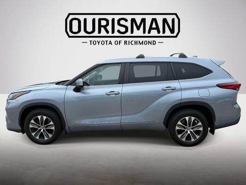 Used 2023 Toyota Highlander XLE AWD/4WD image 8