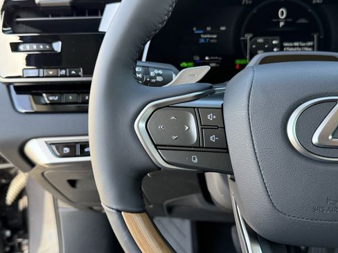 New 2026 Lexus RX 450h AWD image 22