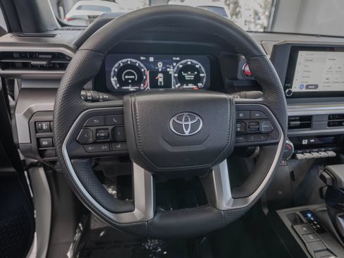 Used 2025 Toyota Tacoma PreRunner RWD image 8