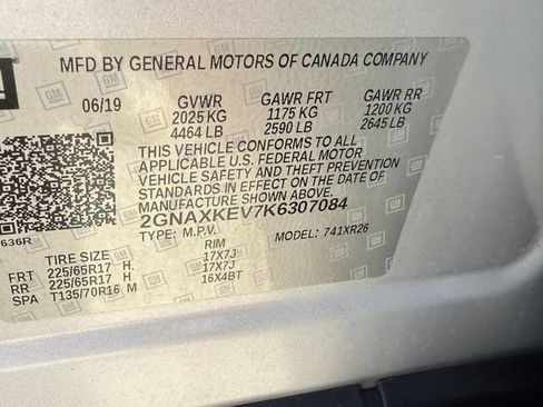 Used 2019 Chevrolet Equinox LT FWD image 24