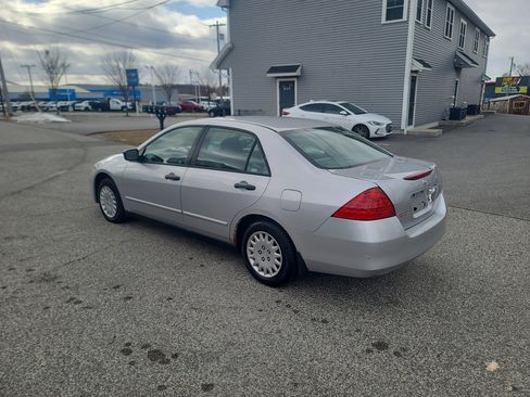 Used 2007 Honda Accord VP image 5