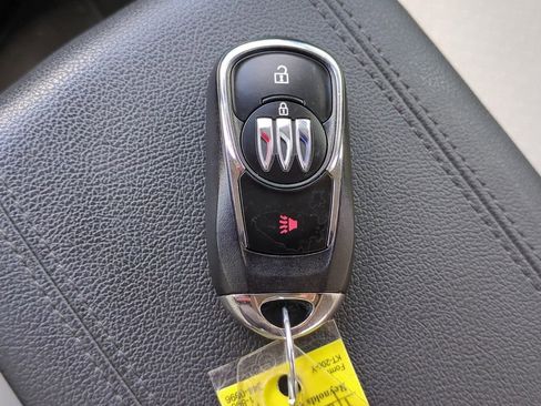 Used 2024 Buick Encore GX Preferred image 32