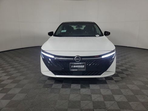 New 2026 Nissan Sentra SR w/ Floor Mat Package image 9