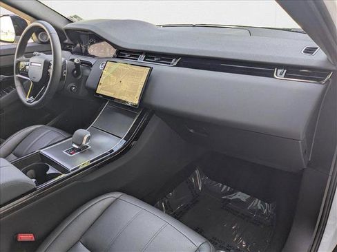 Used 2024 Land Rover Range Rover Evoque Dynamic SE image 23