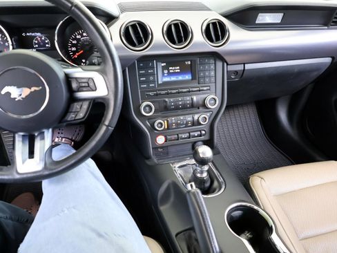 Used 2015 Ford Mustang GT RWD image 36