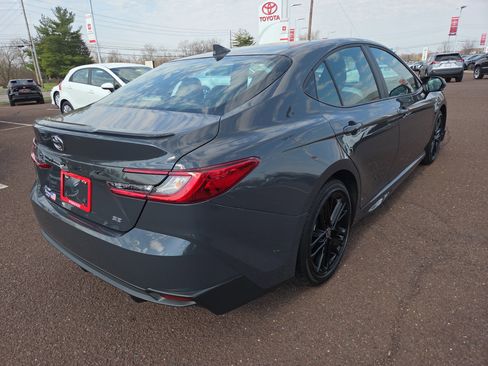 Certified 2025 Toyota Camry SE image 3