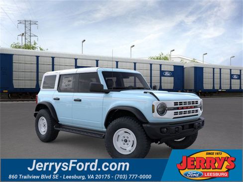 New 2025 Ford Bronco Heritage Edition image 1