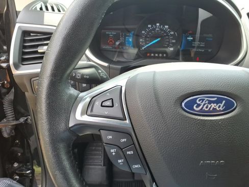 Used 2021 Ford Edge SEL AWD/4WD image 23