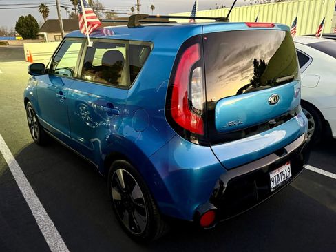 Used 2016 Kia Soul + w/ Designer's Package image 5